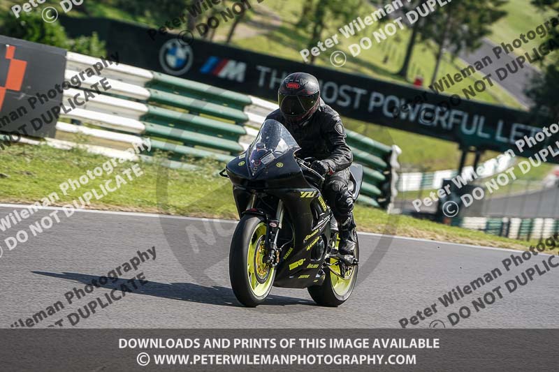 cadwell no limits trackday;cadwell park;cadwell park photographs;cadwell trackday photographs;enduro digital images;event digital images;eventdigitalimages;no limits trackdays;peter wileman photography;racing digital images;trackday digital images;trackday photos